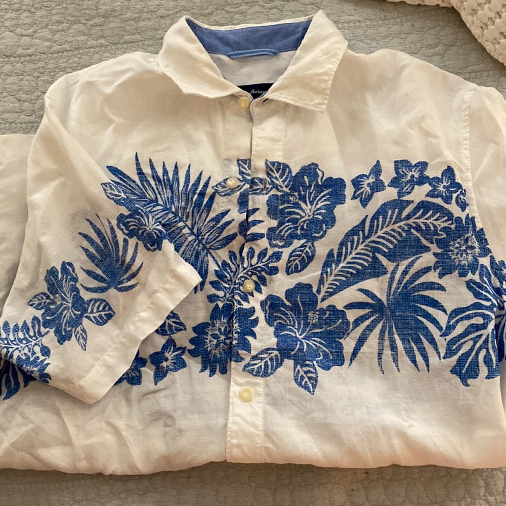 Tommy Bahama Mens short sleev linen shirt